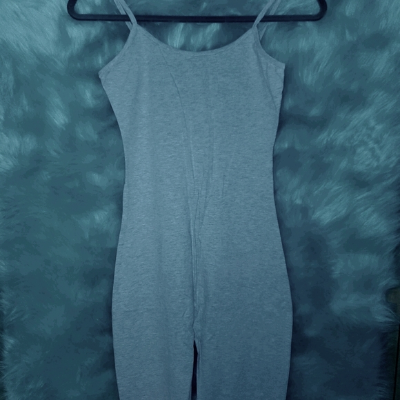 Rompers - Picture 1 of 2